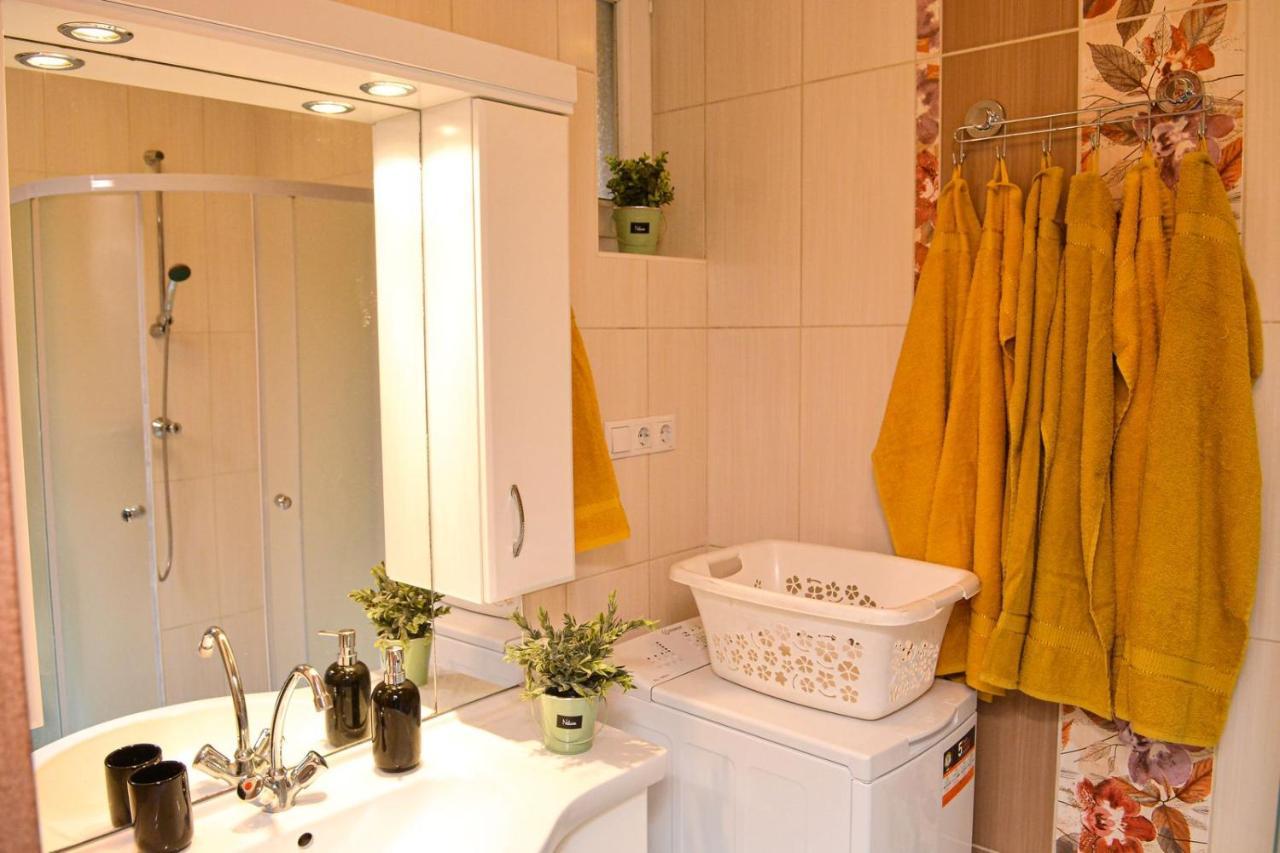 Unicum Apartman Hajduszoboszlo Exterior foto