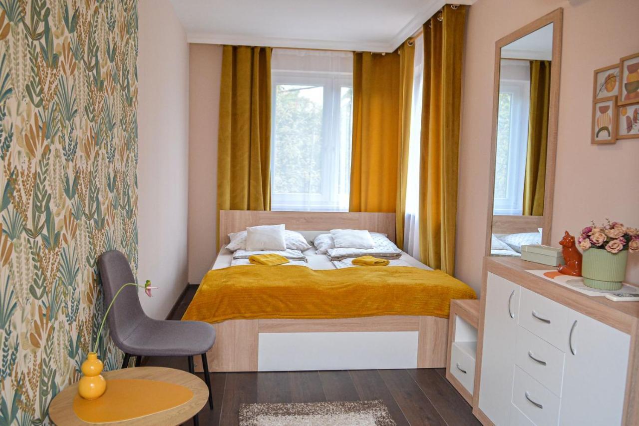 Unicum Apartman Hajduszoboszlo Exterior foto