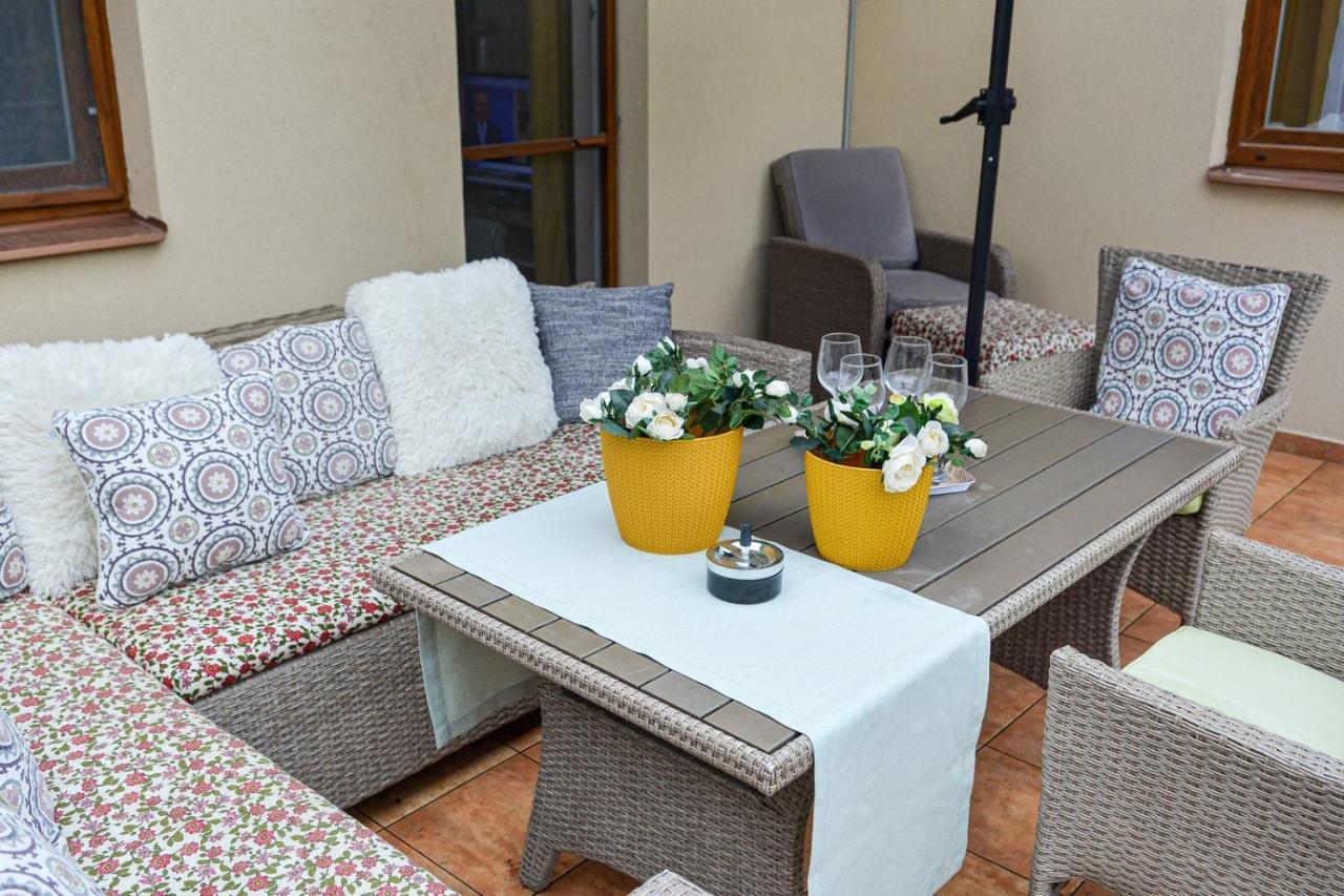 Unicum Apartman Hajduszoboszlo Exterior foto