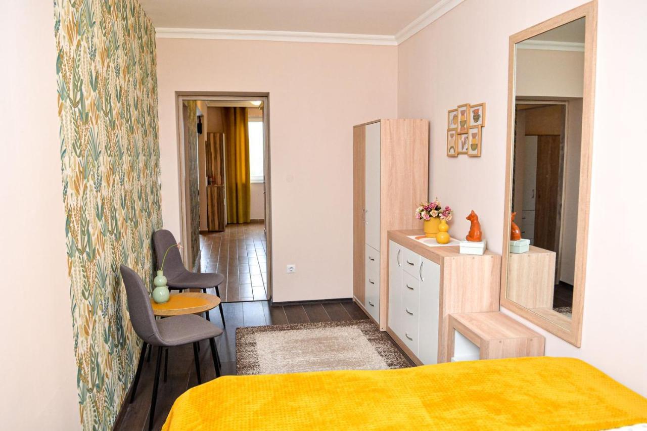 Unicum Apartman Hajduszoboszlo Exterior foto